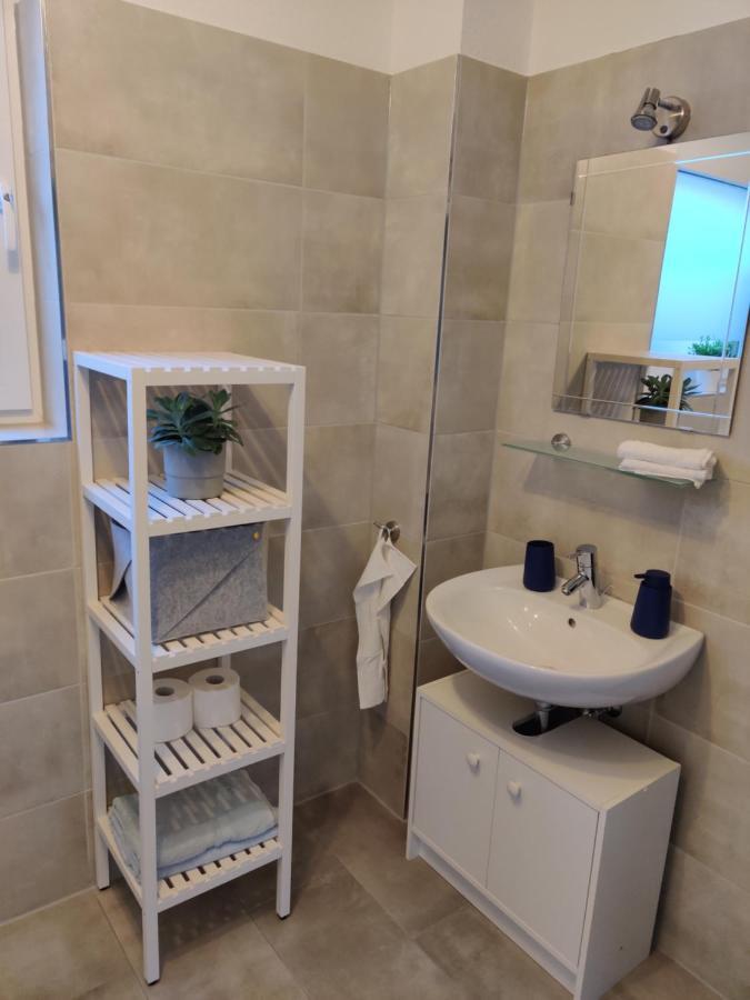 Moderne Neubau Ferienwohnung Βιζμπάντεν Εξωτερικό φωτογραφία